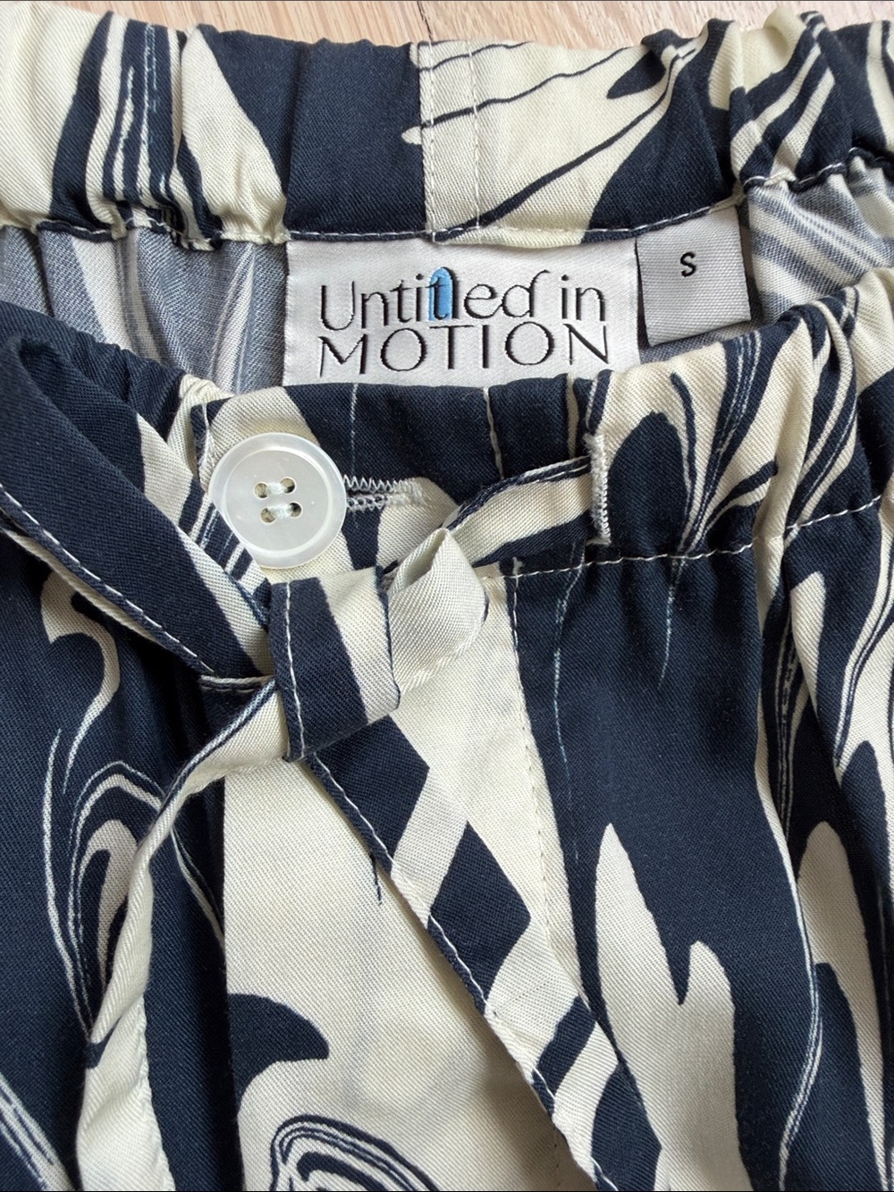 Wide Leg Palazzo Pants in Black / Navy & Cream Swirl Print - Picture 8 of 10